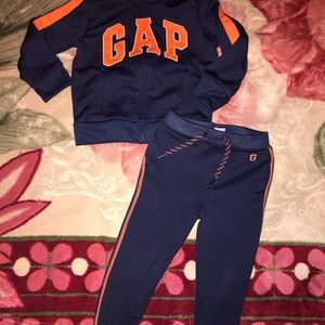Sold* Baby gap set